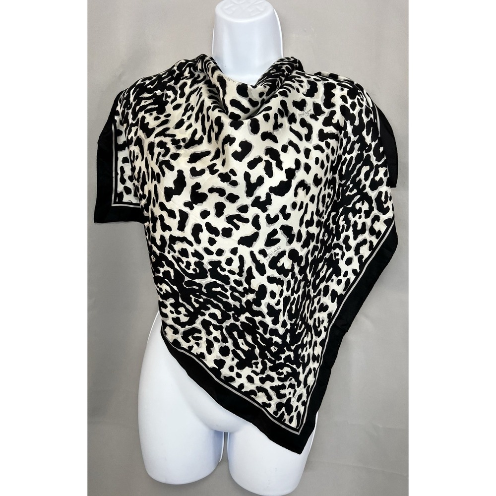 Scarf Black White‎ Animal Print Women's 26"x25